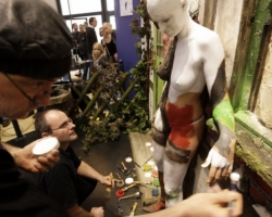 Bodypaintingmodell für die Farbe Messe München_6